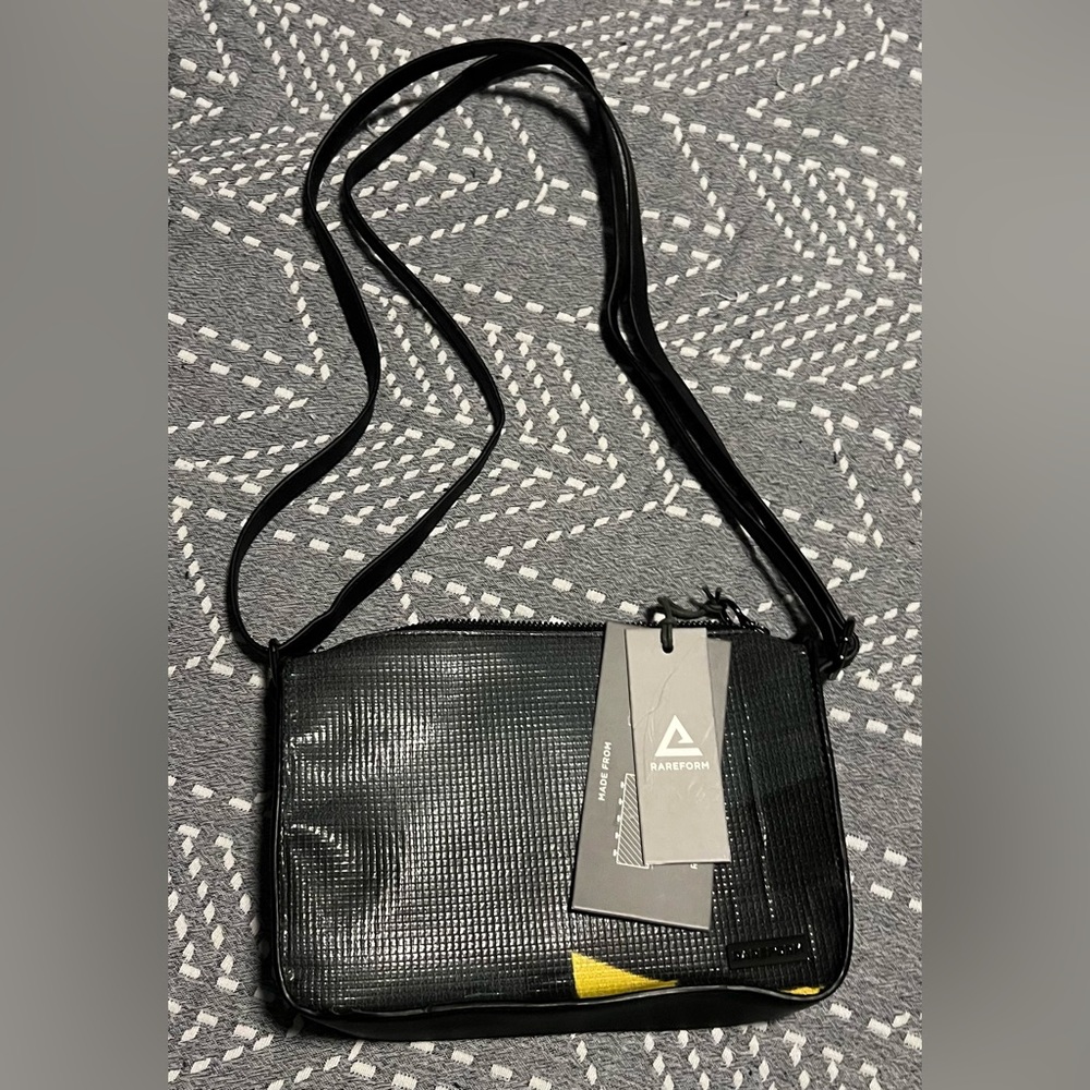 Rareform Rae Crossbody Purse